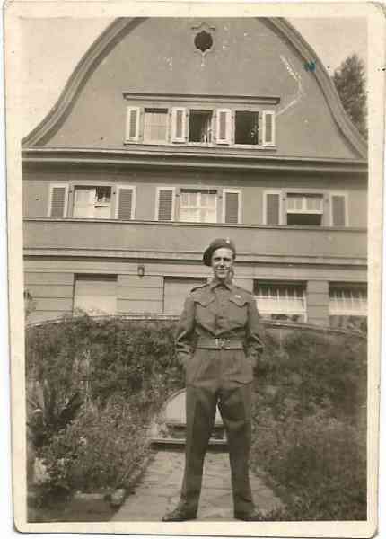 Images/grandad photos0010.jpg